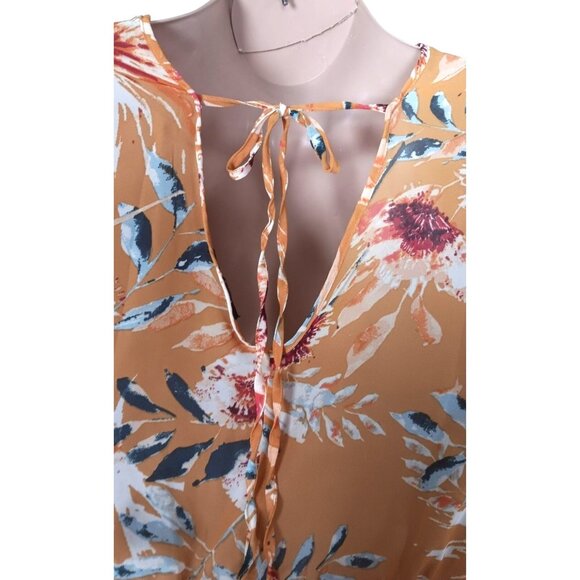 Elegant XL Floral V-Neck Top with Ruffle Trim and Elastic Waist - Picture 6 of 8